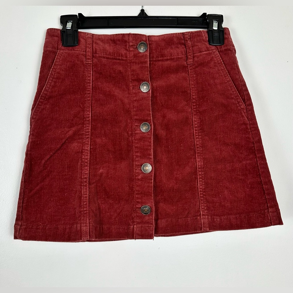Forever 21 Burgundy Corduroy Mini Skirt Size Small Button Front Red Clueless